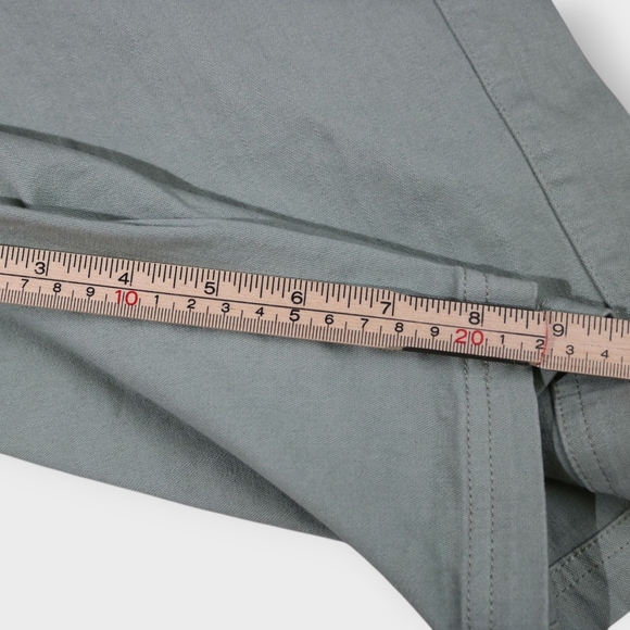 Wellen Shorts Mens Size 31 Green Chino Flat Front Casual 9 Inseam Huckberry Golf - Picture 3 of 6